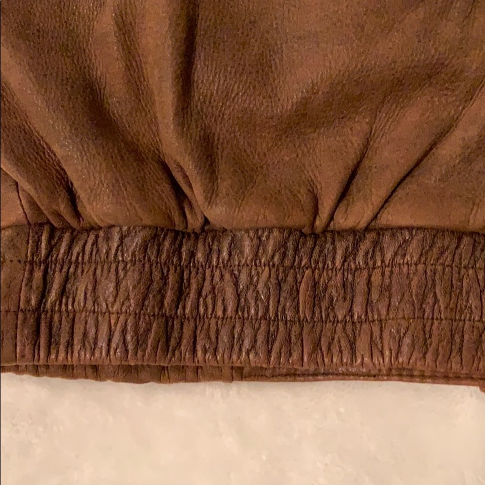Leather bomber jacket - Picture 6 of 8